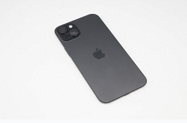 勐腊苹果手机维修分享iPhone 15 Plus换电池 